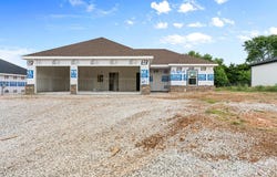 312 Sleepy Meadow, Mt Vernon, MO 65712