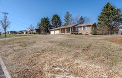 242 Mohawk Circle, Seymour, TN 37865