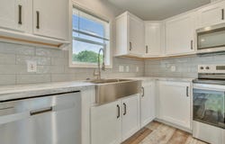 8 Colony Way, Kittery, ME 03904