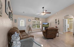 4700 NW 55th Ave, Bell, FL 32619