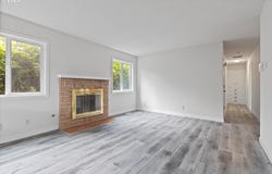 245 NE 4TH AVE, Hillsboro, OR 97124