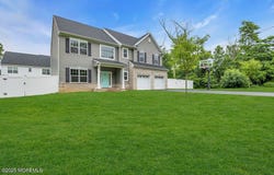10 Willow Avenue, Matawan, NJ 07747