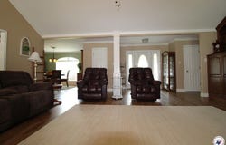 138 Weatherby Dr, Hooks, TX 75561