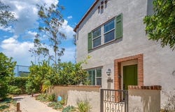 809 El Paseo, Lake Forest, CA 92610