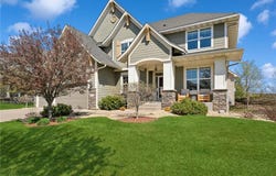 4212 Parkview Lane, Anoka, MN 55303