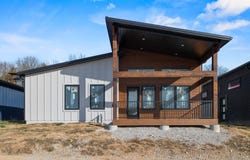 46 Teak Drive, Reeds Spring, MO 65737