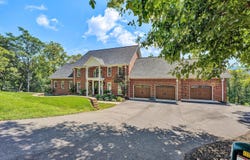 8123 Vista Forest Dr, Roanoke, VA 24018