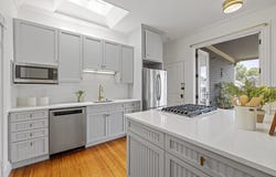 101 School St, Somerville, MA 02143