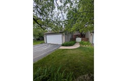 2013 Laura Lane, Chesterton, IN 46304