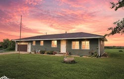 21610 280Th Avenue, Harper, IA 52231
