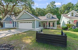 14 Carolina Village Circle, Beaufort, SC 29906