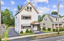 1691 State Street, Hamden, CT 06517