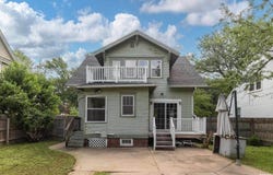 711 3RD Street A, Moline, IL 61265
