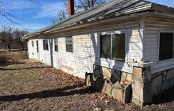 208 E 4th Street, Willow Springs, MO 65793