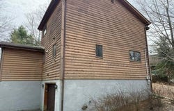 166 Tanglewod Drive, Greentown, PA 18426