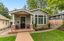 330 6TH ST, Lake Oswego, OR 97034