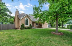 14510 S Ashton Street, Olathe, KS 66062