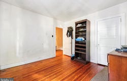 400 W GLENSIDE AVENUE, GLENSIDE, PA 19038