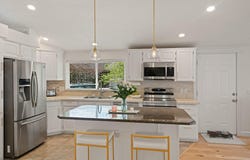 1109 W Yapoah Crater Drive, Sisters, OR 97759