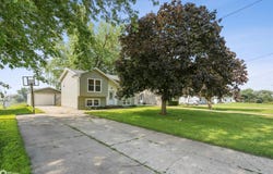 1804 3rd Avenue, Grinnell, IA 50112