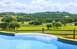 372 Distant View Dr, Fredericksburg, TX 78624
