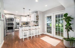 10923 PARKVIEW Court, Plymouth, IN 46563
