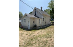 323 Lafayette Avenue, Grand Haven, MI 49417