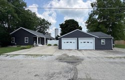 918 N ELM Street, Fairmount, IN 46928