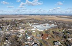801 N MAIN Street, Abingdon, IL 61410