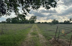 2101 County Road 382, Bartlett, TX 76511