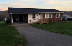 311 Whitaker St, Tazewell, TN 37879