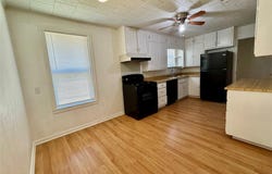 909 N Oak Street, Muenster, TX 76252