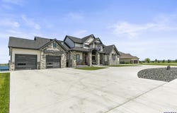 3224 Bryan Shore Drive, Fremont, NE 68025
