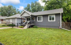 4034 6th Avenue, Des Moines, IA 50313