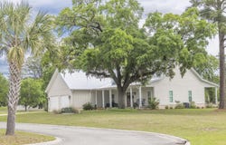 521 Oak Lawn Rd., Georgetown, SC 29440