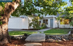 4824 Skyhawk Dr, Richmond, CA 94803