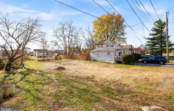 406 E 11TH Avenue, RANSON, WV 25438
