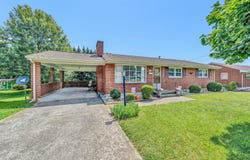 4711 Florist RD, Roanoke, VA 24012