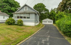 630 Vauxhall St Extension, Waterford, CT 06385