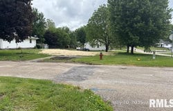 600 N COLLEGE Avenue, Aledo, IL 61231
