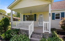 82 W Steels Corners Road, Cuyahoga Falls, OH 44223