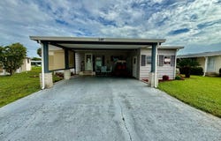 149 Clover Ct, Plant City, FL 33565