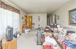 43 Pete Center Road, Campton, KY 41301