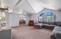 3615 Redwood Highway, Grants Pass, OR 97527