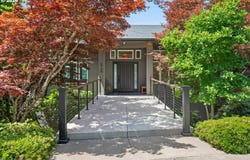 2749 SUNCREST Ave, Eugene, OR 97405