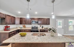 325 Peach Circle, Fort Valley, GA 31030