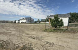 280 W Main St, Cowley, WY 82420