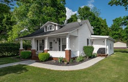 157 E College St, Rio Grande, OH 45674