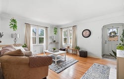 1238 Grotto Street N, Saint Paul, MN 55117