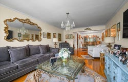 211-40 18th Ave, Bayside, NY 11360